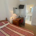 Landguard Lodge Guest House